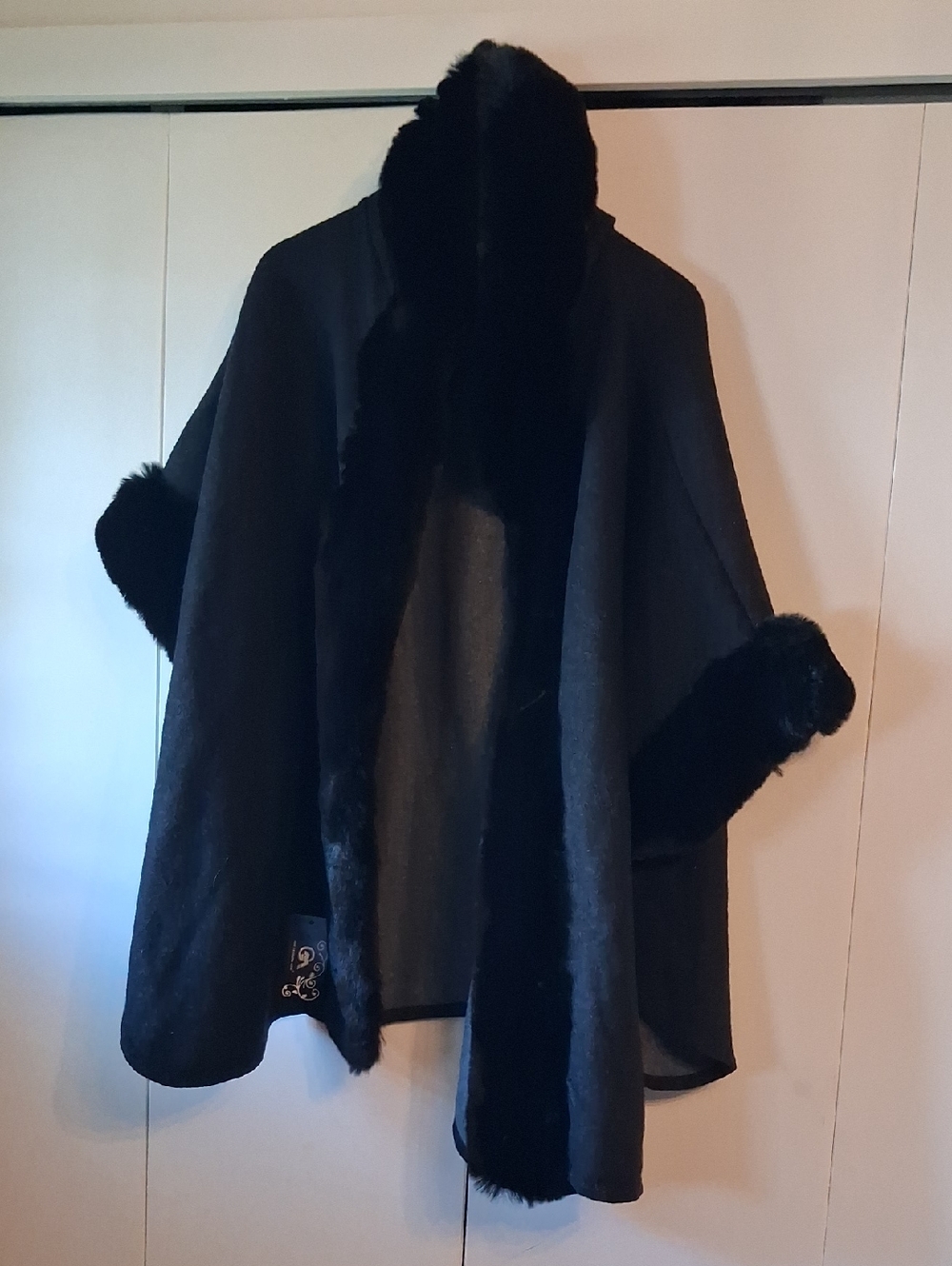 Black Faux Fur Trim Cape